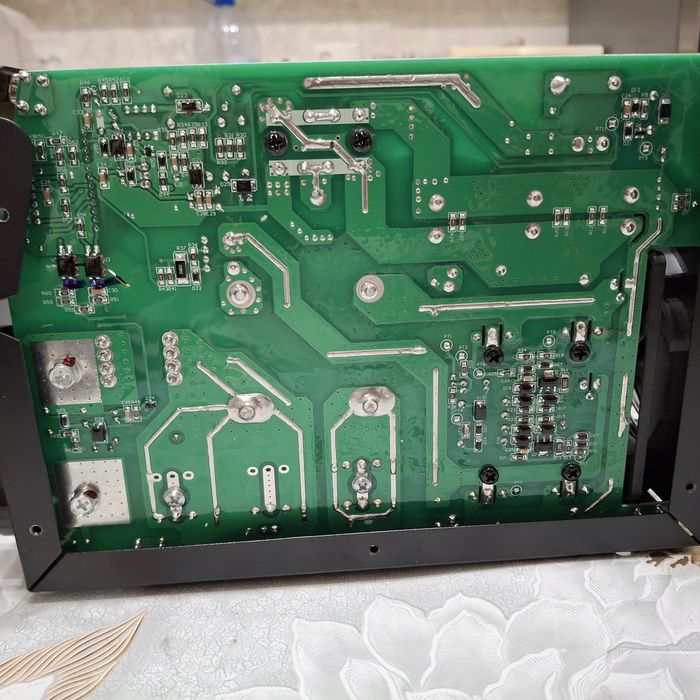 Продаётся Сварочный инвертор