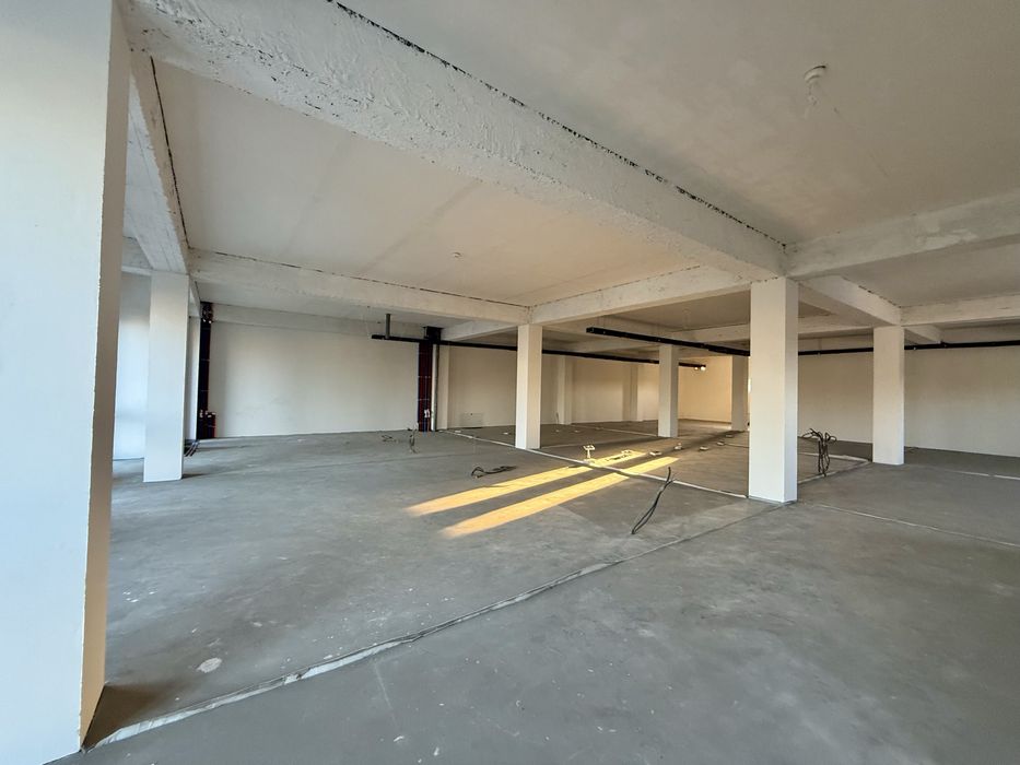 Аренда Отдельно Стоящие Зданя 1-Линия Ул.Корасарой Олмазор Сити 1350м2