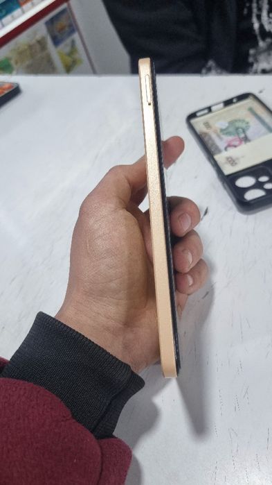 Redmi not 12  sirochna