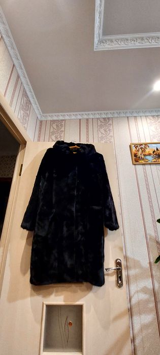 Продам шубу норковую