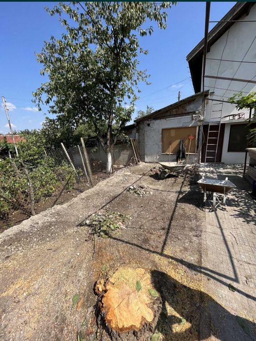 Ремонт на всички видове покриви хидроизолация, керемиди, битумни