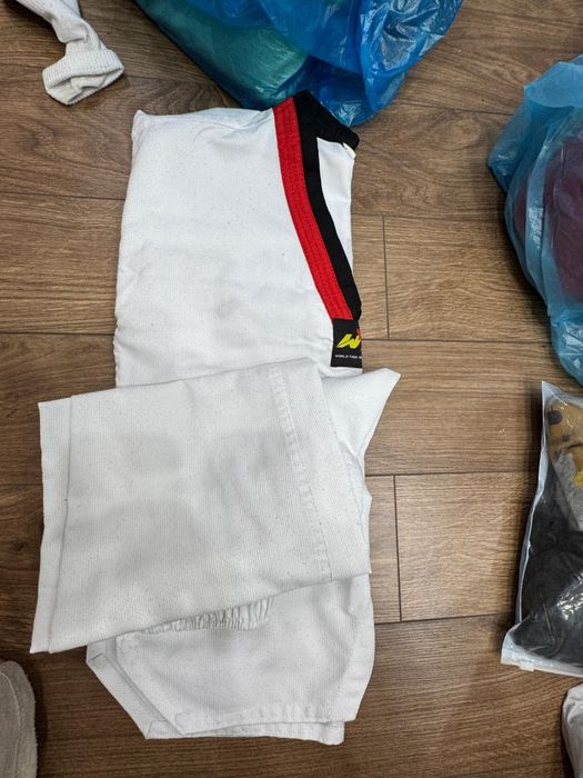 Продам кимано в отличном состоянии