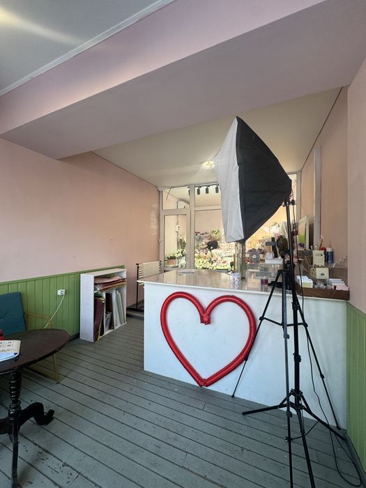 Продаю действующий цветочный магазин