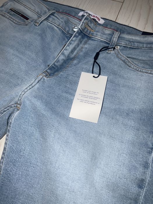 Джинсы Tommy Hilfiger