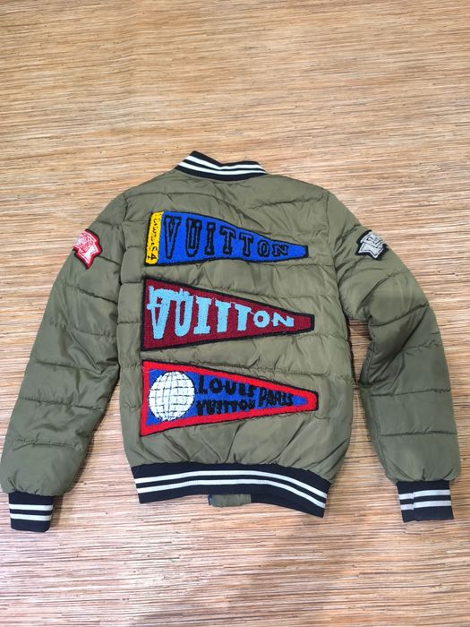 Продам куртки демисезонные