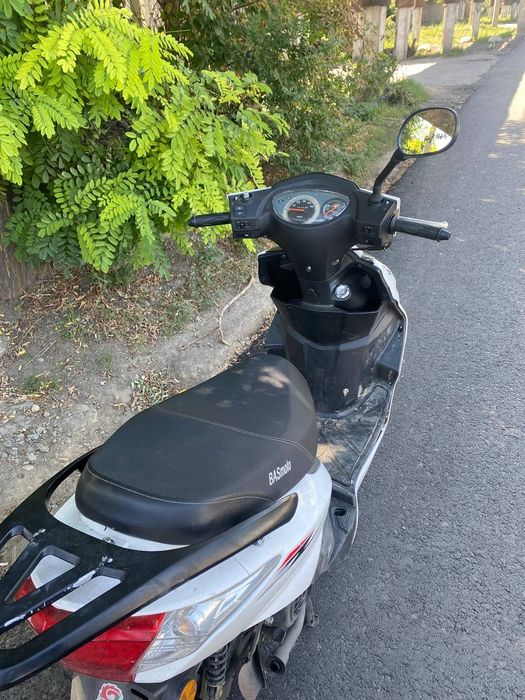 М8 мопед продам 100к