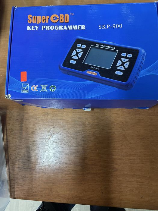 Програматор за авто ключове SKP-900