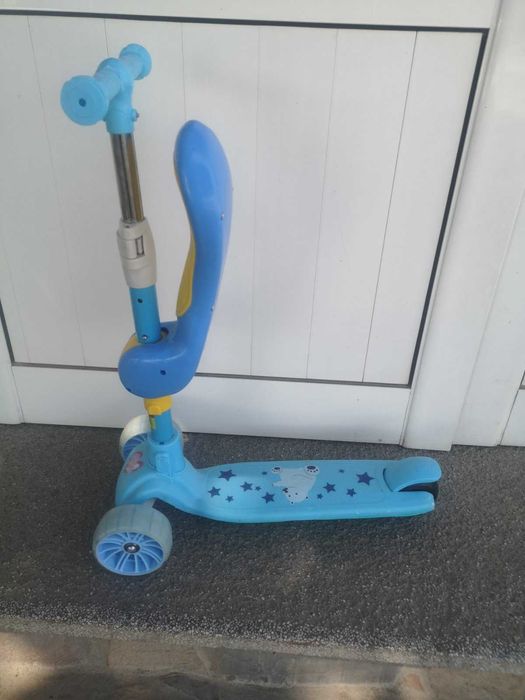 Детска тротинетка,скутер със седалка