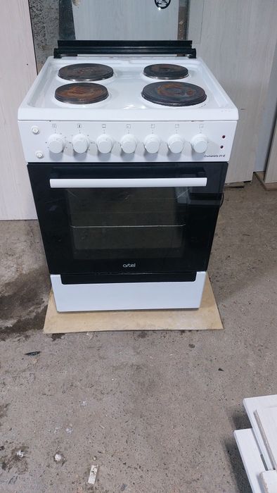 Плита,   печь продам