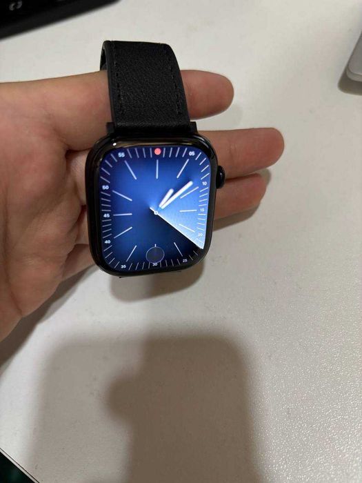 Продаются Apple Watch срочнор новые