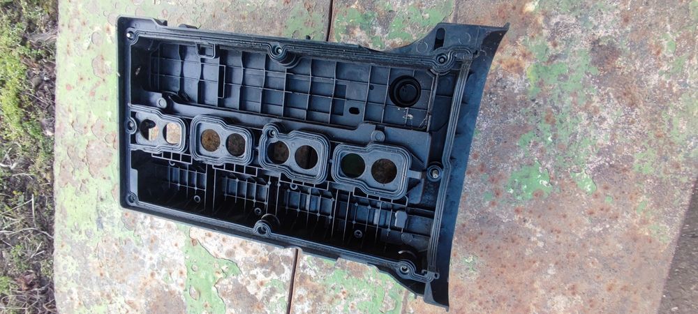 Алфа 156 седан Кожен салон,джанти,прагове, капак клапани,бутала, глава