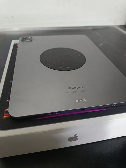 iPad pro 11-inch 4th generation 128gb Wi-Fi