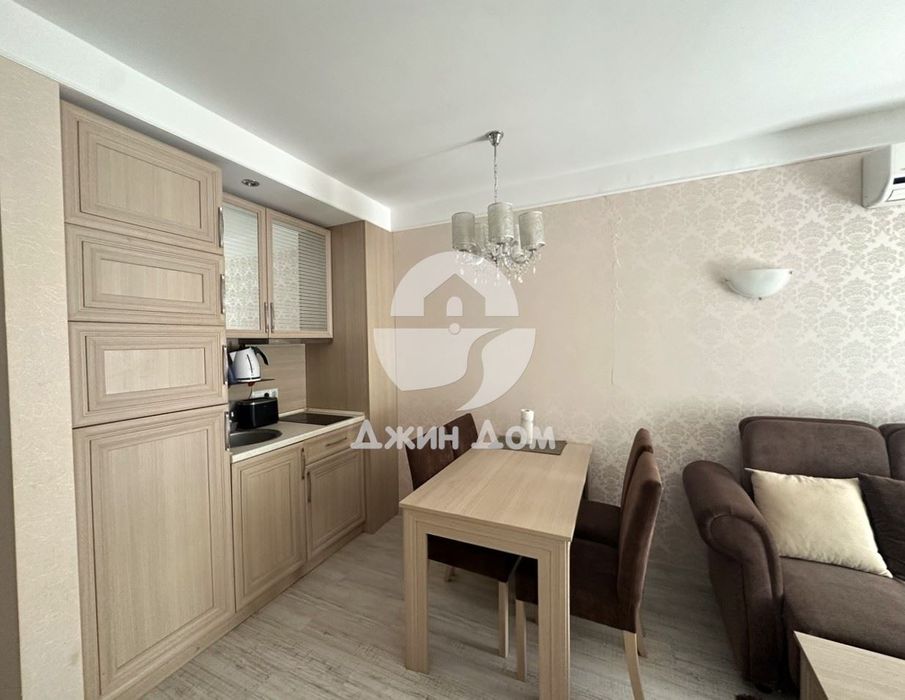 Продава се Двустаен апартамент в к.к. Слънчев бряг - 63 кв.м за 1254 €/кв.м - Снимка #1