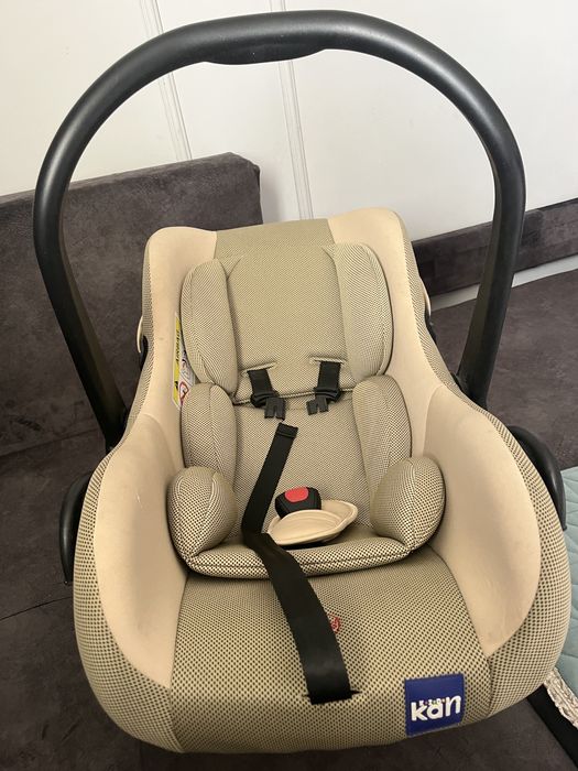 Продам автокресло 10000