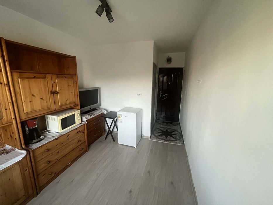 Garsonieră de închiriat, 17 mp, etaj 3, zona Vlaicu – Fortuna, Arad.