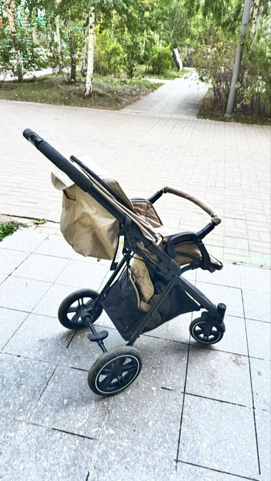 Продам коляску не дорого