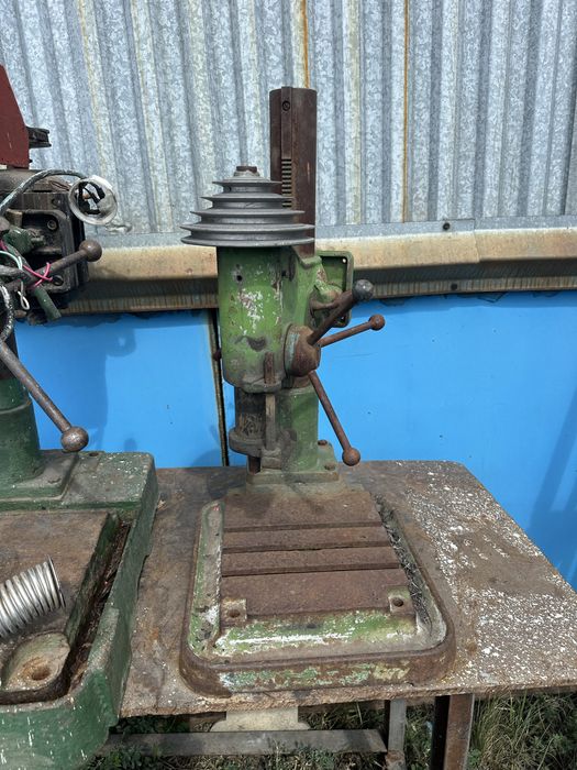 Продам сверлильный станок