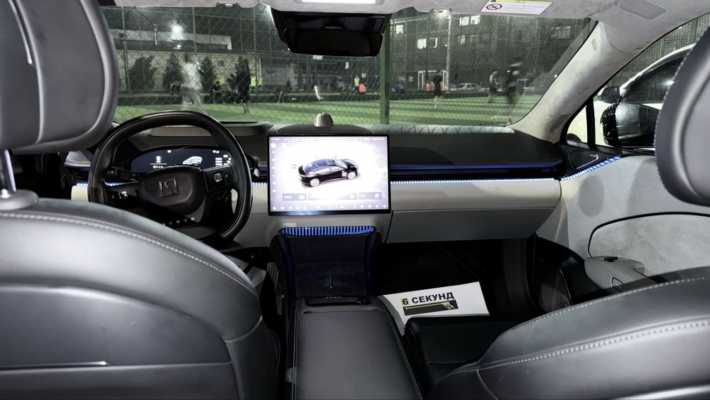 Qora ZEEKR 007 688km 75kwt