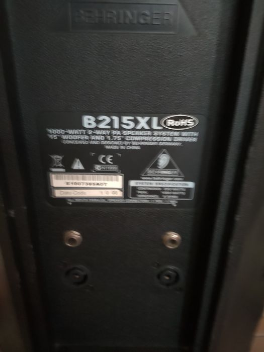 Boxe Behringer B215 xL (Noi)
