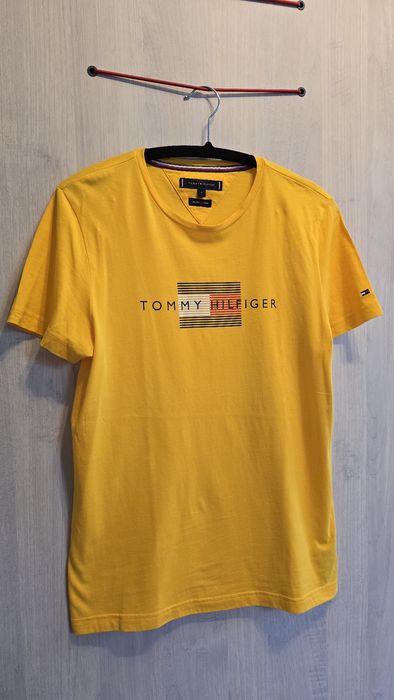 Tricou Tommy Hilfiger original din 100% bumbac