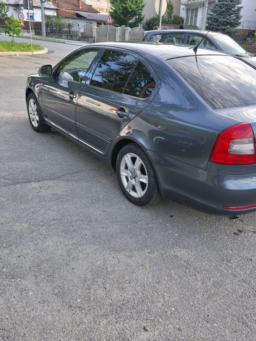 SKODA Octavia 2011 — imagine 5
