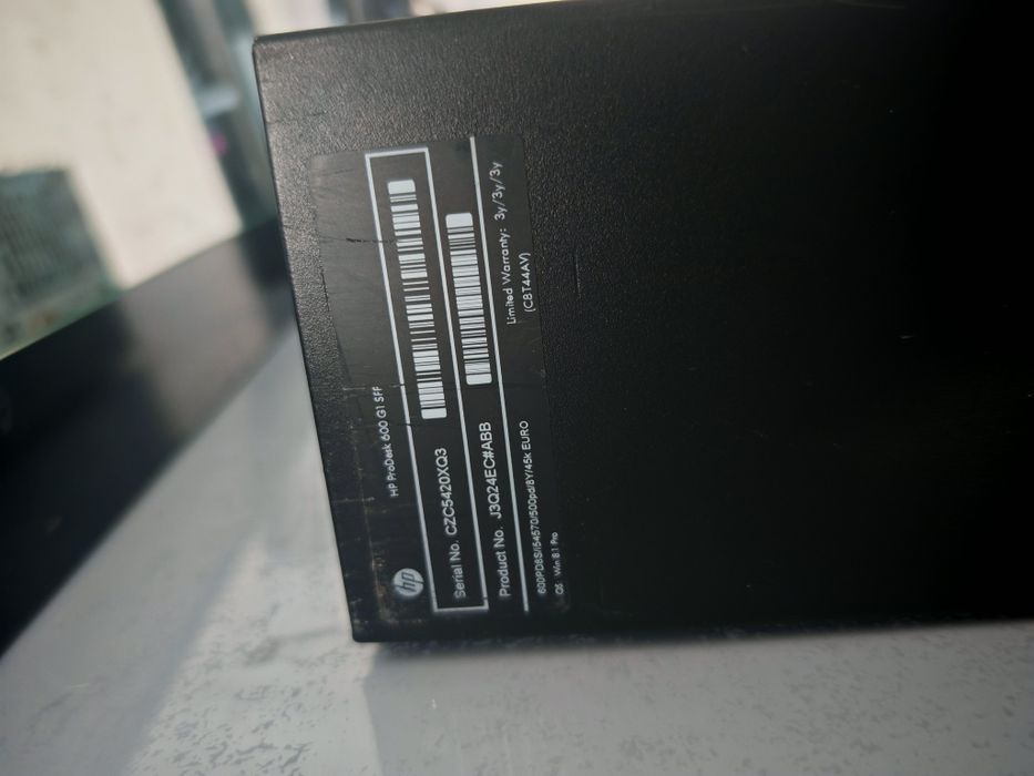 Sistem Complet HP ProDesk 600 G1 SFF + Monitor HP 20" - Ideal Birou/Școală