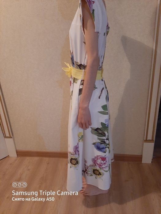 Платья женские 2 щт