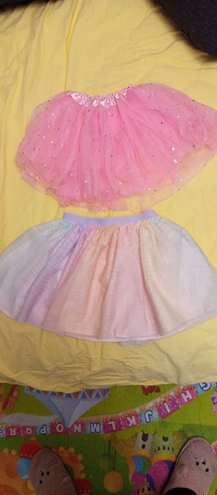 Продавам летни дрехи за момиче