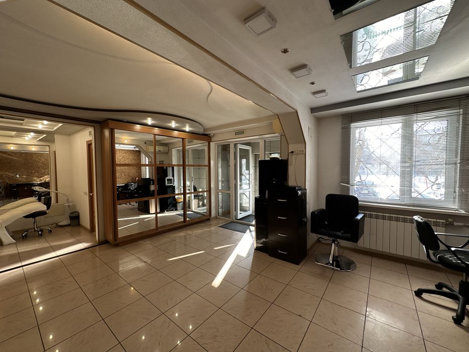 Продается салон красоты «Tiora»