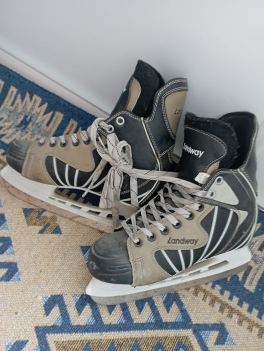 Каньки мужские простые