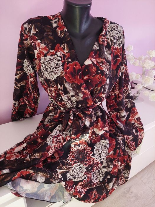 Много красива рокля