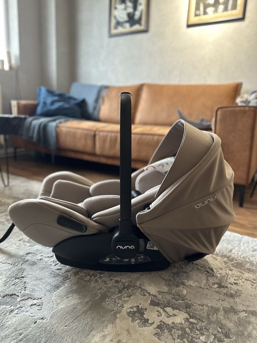 Scoica auto Nuna Arra flex cu recline i-size si Landou Nuna LYTL
