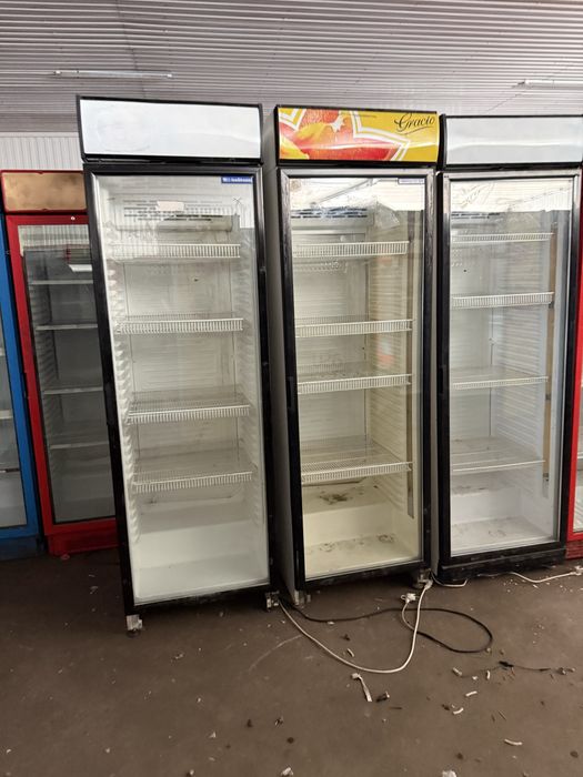 Продам холодилник в рабочем состанае