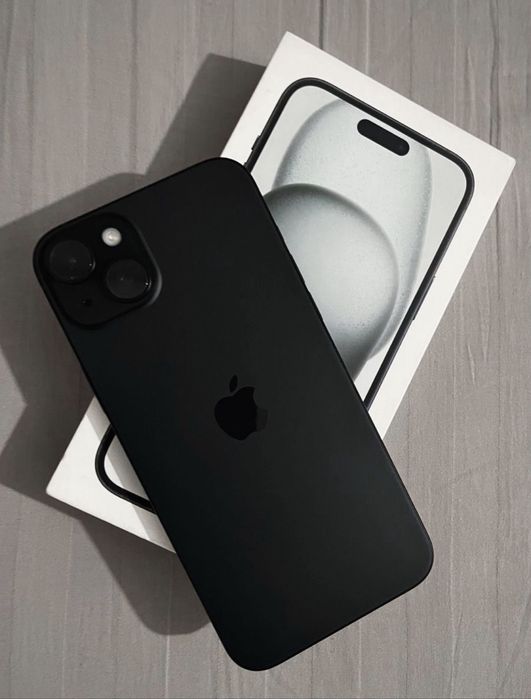 продам iphone 15 128gb