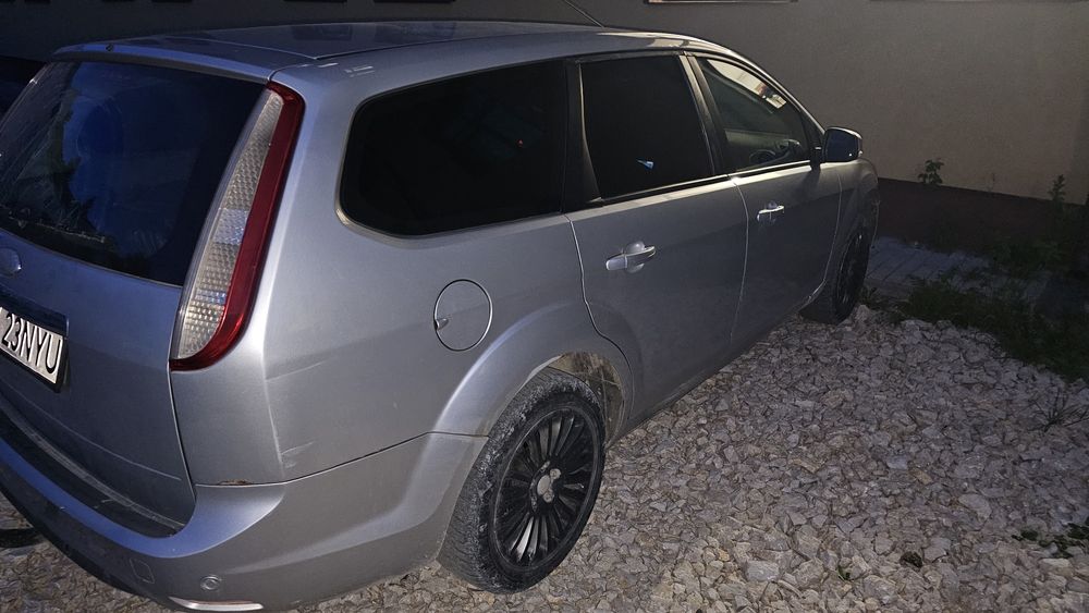 FORD Focus 2010 — imagine 2