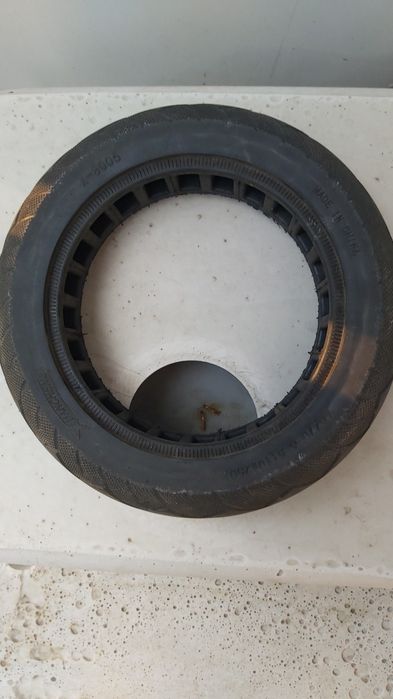 Шина   на  электросамокат