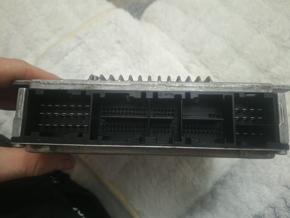 Продам ЭБУ me 2.0 мерседес m112
