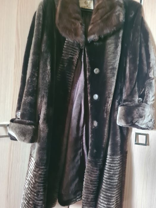 Шуба мутоновая и дублёнка