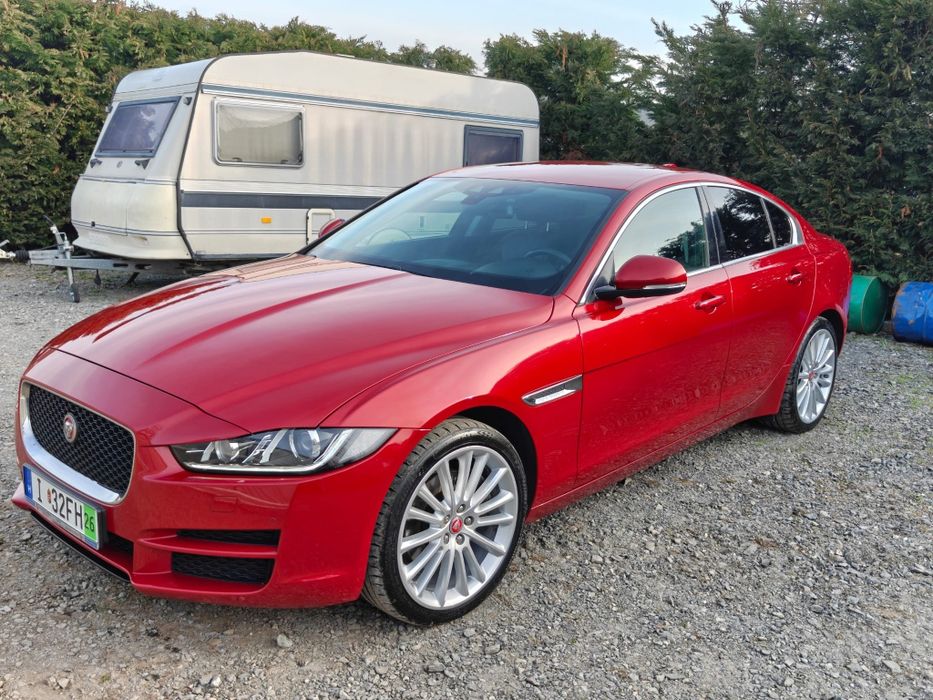 Jaguar XE  AWD stare foarte bună îngrijită ca nouă