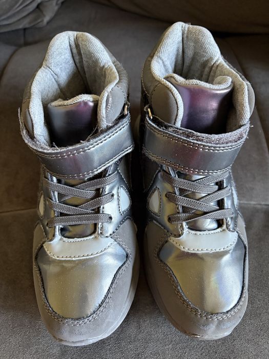 Ghete fete marimea 31 in stare buna
