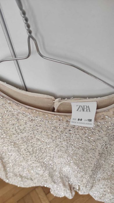 Bluza eleganta cu aplicatii metalice ZARA Kids, fete, masura 130