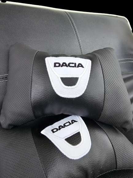 възглавнички за автомобил Dacia Дачия бродирани Кожа 2 броя