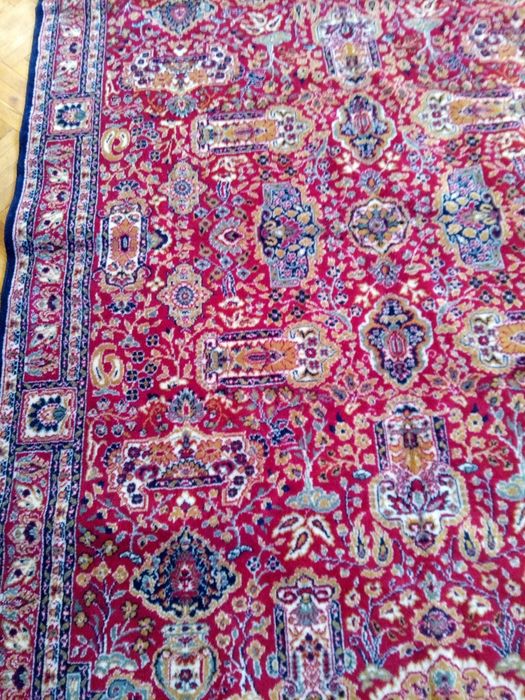 Нов ръчно тъкан чипровски килим