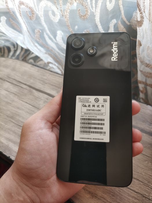 Redmi 12 R Почти новый!