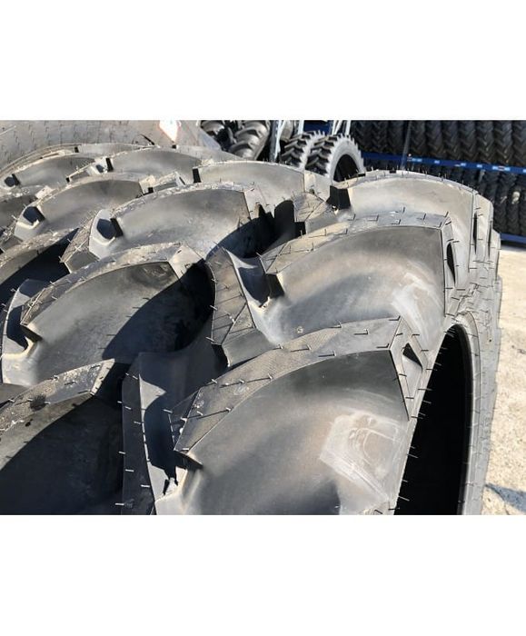 ANVELOPA 12.4-32 BKT TR135 8PR TT  Cauciucuri tractor, Fiat, Case, Fendt, John Deere, New Holland, Massey Ferguson, UTB   Cauciucuri tractor, Fiat, Ca