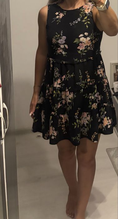Rochie h&m xs cu flori