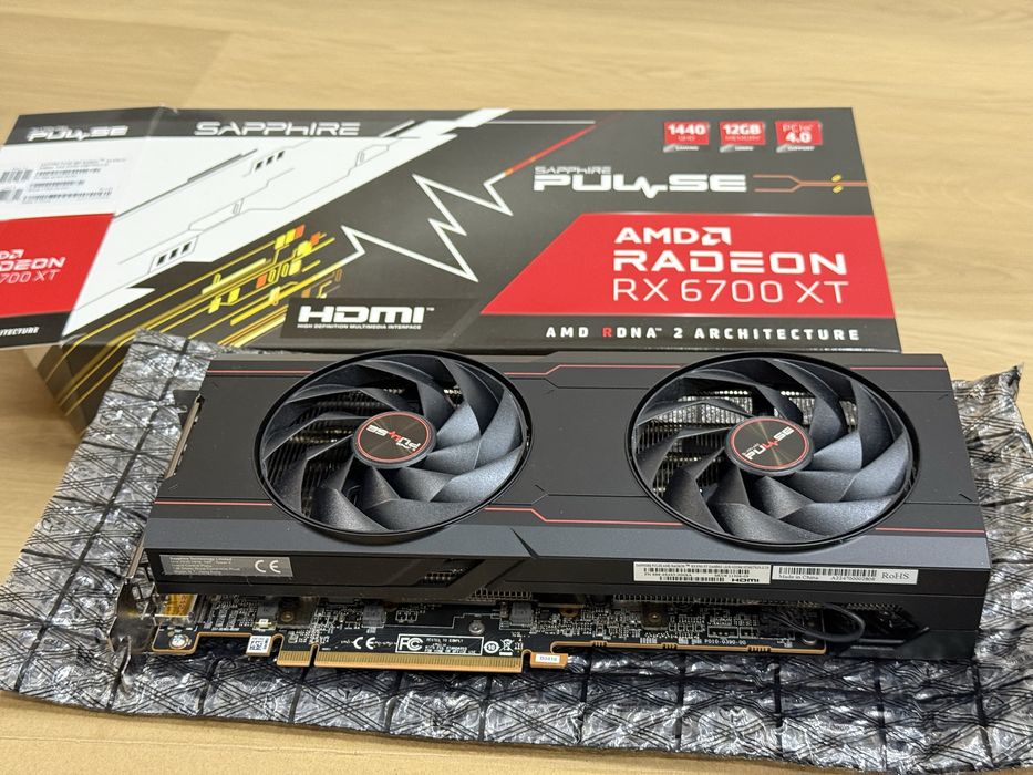 Pulse Sapphire 6700xt