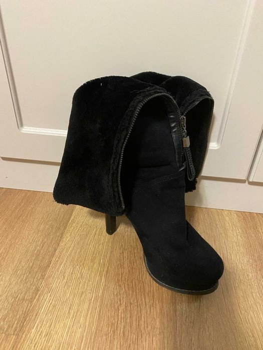 Босоножки Bronx.