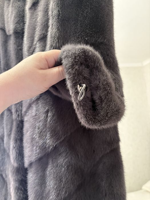 Продам шубу хорошего качества