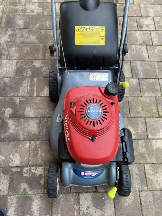 Masină   tuns iarba - gazon Honda Izy